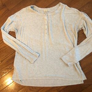 Sale: 5 for $10 - Ultra Flirt blouse